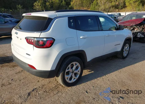 2025 Jeep Compass Latitude 4X4 from USA, damaged, VIN 3C4NJDBN1ST547173